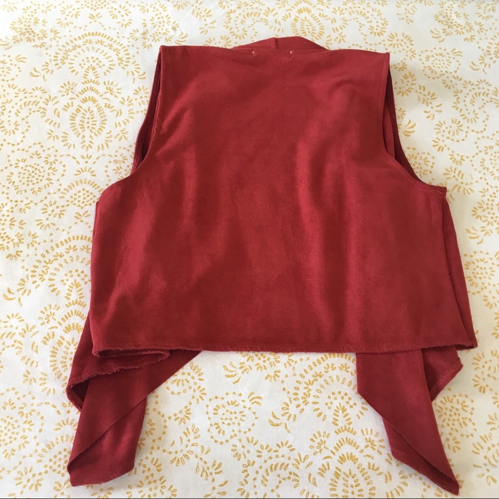 Shrug - Picture 3 of 4